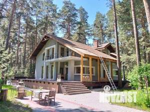 Дом 300м&sup2;, 2-этажный, на длительный срок, 