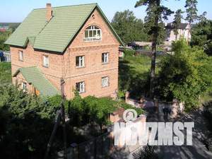 Дом 300м&sup2;, 3-этажный, посуточно, 