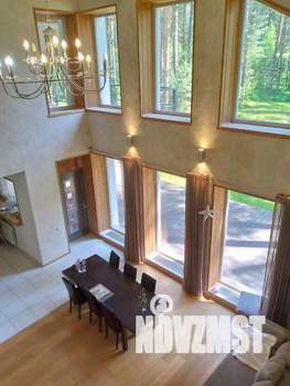 Дом 300м², 2-этажный, на длительный срок, 