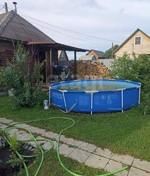 Дом 60м&sup2;, 2-этажный, участок 6 сот.  