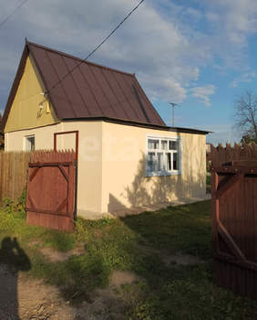 Дом 20м&sup2;, 2-этажный, участок 5 сот.  