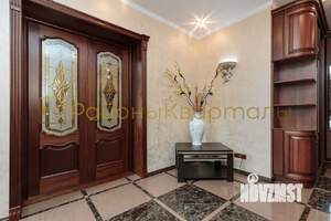 Коттедж 453м&sup2;, 3-этажный, участок 19 сот.  