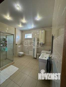 Дом 220м&sup2;, 2-этажный, участок 10 сот.  