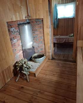 Дом 60м&sup2;, 2-этажный, участок 6 сот.  