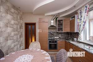 Дом 230м&sup2;, 2-этажный, участок 9 сот.  