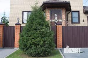Дом 210м&sup2;, 3-этажный, участок 10 сот.  