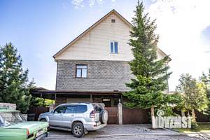 Дом 506м&sup2;, 3-этажный, участок 12 сот.  