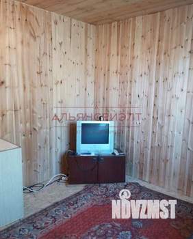 Дом 42м², 2-этажный, участок 6 сот.  