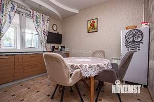 Дом 230м&sup2;, 2-этажный, участок 9 сот.  