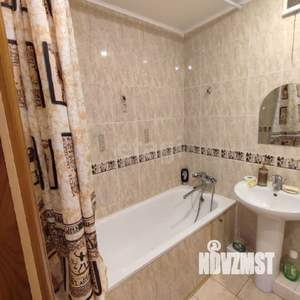Дом 240м², 2-этажный, участок 8 сот.  