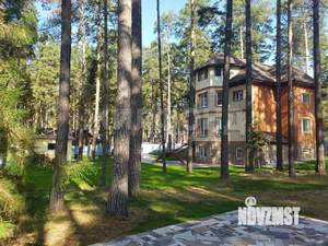 Коттедж 350м&sup2;, 3-этажный, участок 20 сот.  