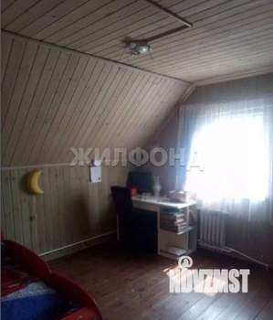 Дом 105м&sup2;, 2-этажный, участок 10 сот.  