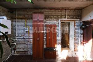 Дом 152м&sup2;, 3-этажный, участок 11 сот.  