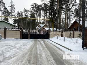 Коттедж 566м&sup2;, 3-этажный, участок 14 сот.  