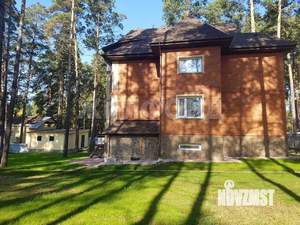 Коттедж 350м&sup2;, 3-этажный, участок 20 сот.  