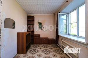 Дом 152м&sup2;, 3-этажный, участок 11 сот.  