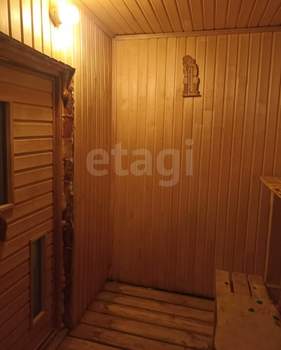 Дом 60м&sup2;, 2-этажный, участок 6 сот.  