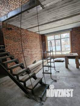 Дом 350м&sup2;, 2-этажный, участок 14 сот.  