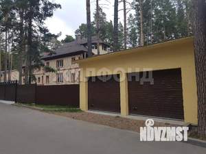 Дом 350м&sup2;, 3-этажный, участок 20 сот.  