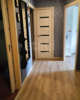 2-к квартира, вторичка, 58м2, 1/5 этаж