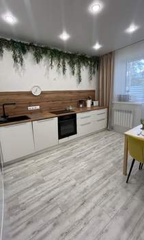 2-к квартира, вторичка, 57м2, 1/3 этаж