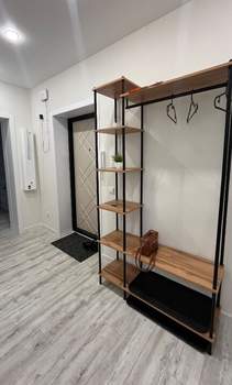 2-к квартира, вторичка, 57м2, 1/3 этаж