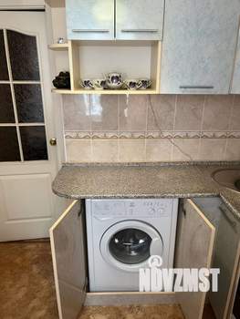 2-к квартира, вторичка, 42м2, 1/5 этаж