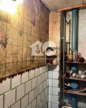 4-к квартира, вторичка, 63м2, 5/5 этаж