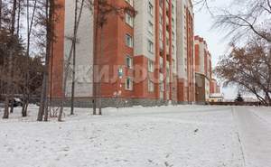 2-к квартира, вторичка, 58м2, 1/9 этаж