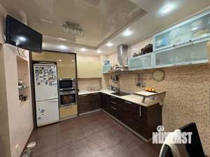3-к квартира, вторичка, 112м2, 7/7 этаж
