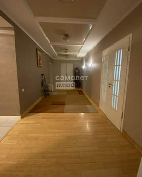 4-к квартира, вторичка, 222м2, 1/5 этаж