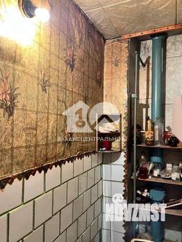 4-к квартира, вторичка, 63м2, 5/5 этаж