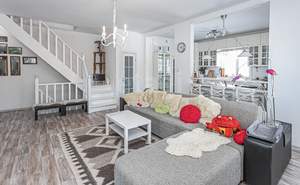 4-к квартира, вторичка, 125м2, 1/3 этаж