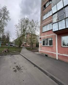 4-к квартира, вторичка, 61м2, 4/5 этаж