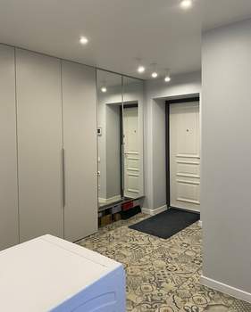 2-к квартира, вторичка, 73м2, 8/10 этаж