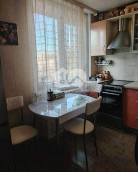 3-к квартира, вторичка, 58м2, 5/5 этаж