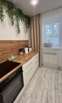 2-к квартира, вторичка, 57м2, 1/3 этаж