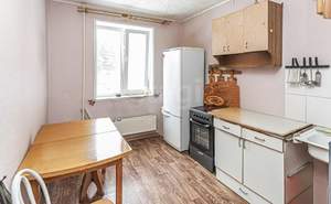 2-к квартира, вторичка, 42м2, 1/3 этаж