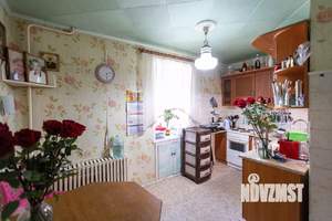 3-к квартира, вторичка, 65м2, 3/5 этаж