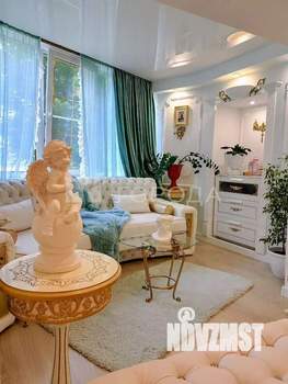 2-к квартира, вторичка, 64м2, 1/10 этаж