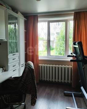 2-к квартира, вторичка, 58м2, 1/5 этаж