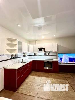 3-к квартира, вторичка, 112м2, 9/9 этаж
